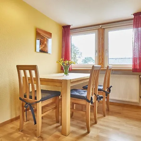 Ferienwohnung Raffael 100 Qm, 2 Grosse Betten Im Wohnzimmer Cuxhaven Exterior photo